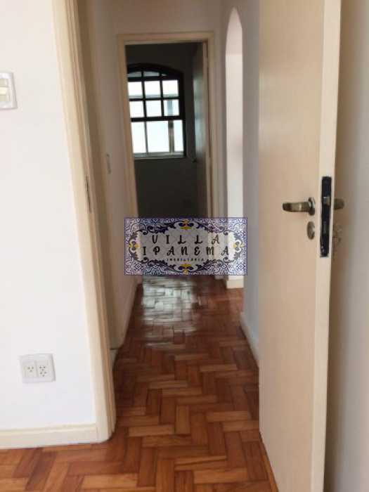 Apartamento à venda com 2 quartos, 70m² - Foto 3