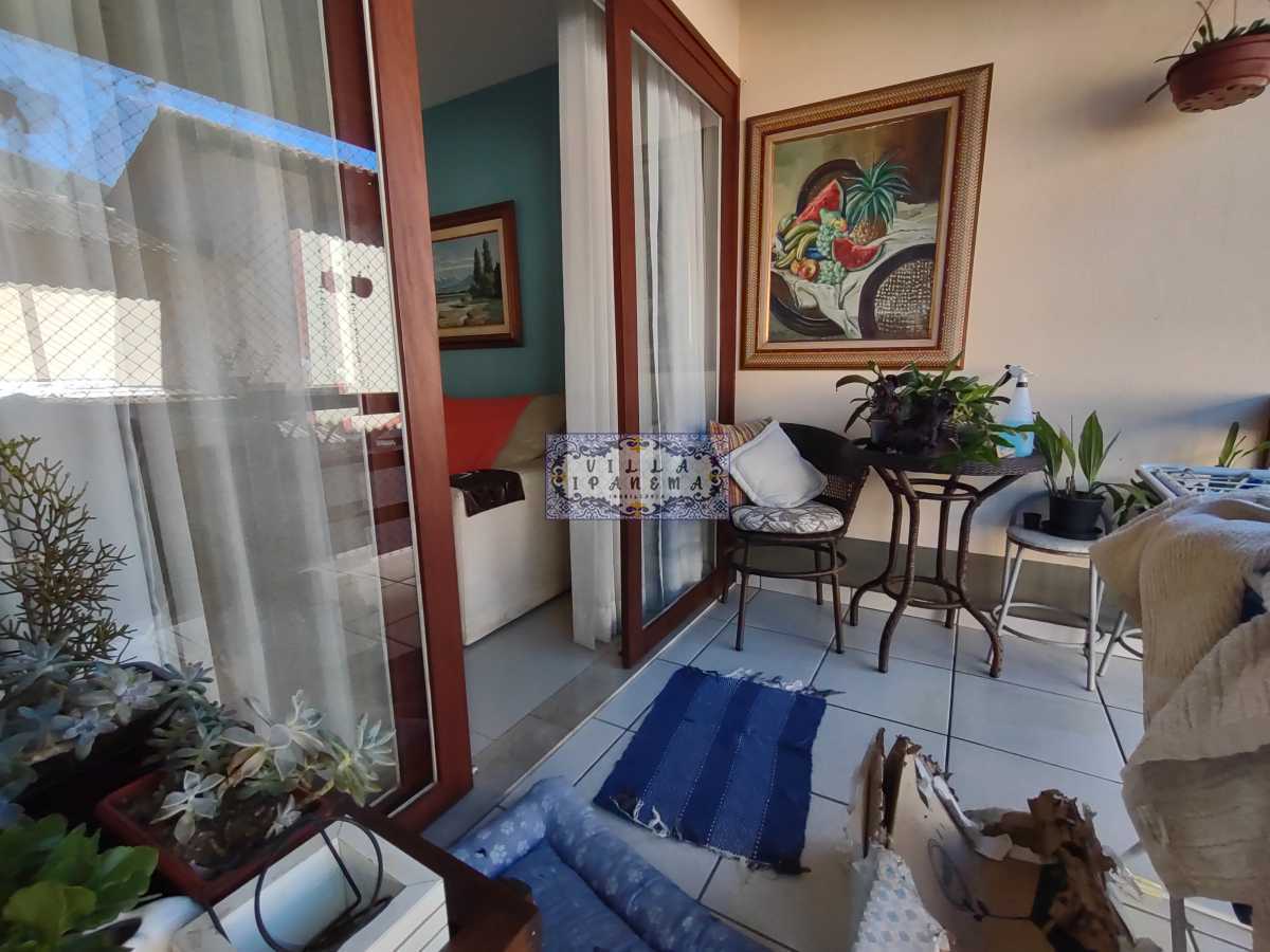 Casa de Condomínio à venda com 3 quartos, 150m² - Foto 1