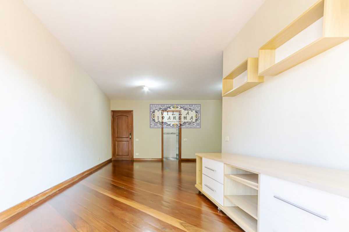 Apartamento à venda com 3 quartos, 138m² - Foto 2