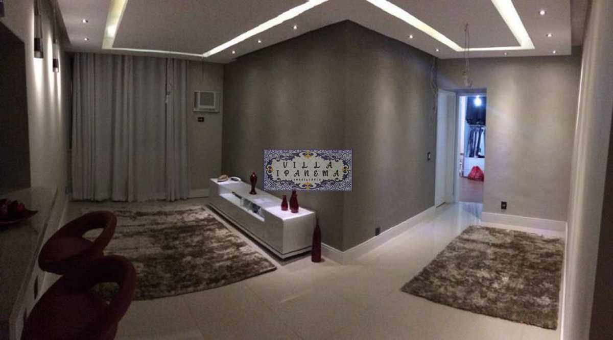 Apartamento à venda com 2 quartos, 67m² - Foto 4