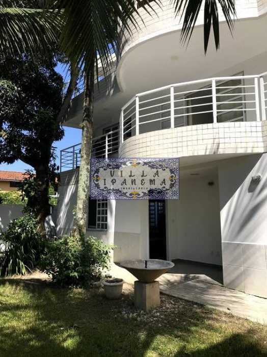 Casa à venda com 3 quartos, 315m² - Foto 3