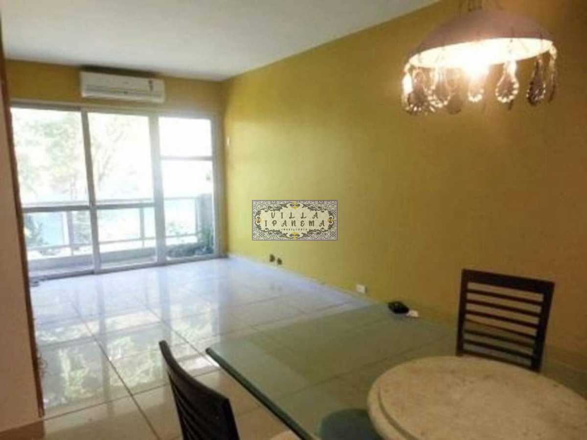 Apartamento à venda com 2 quartos, 80m² - Foto 2