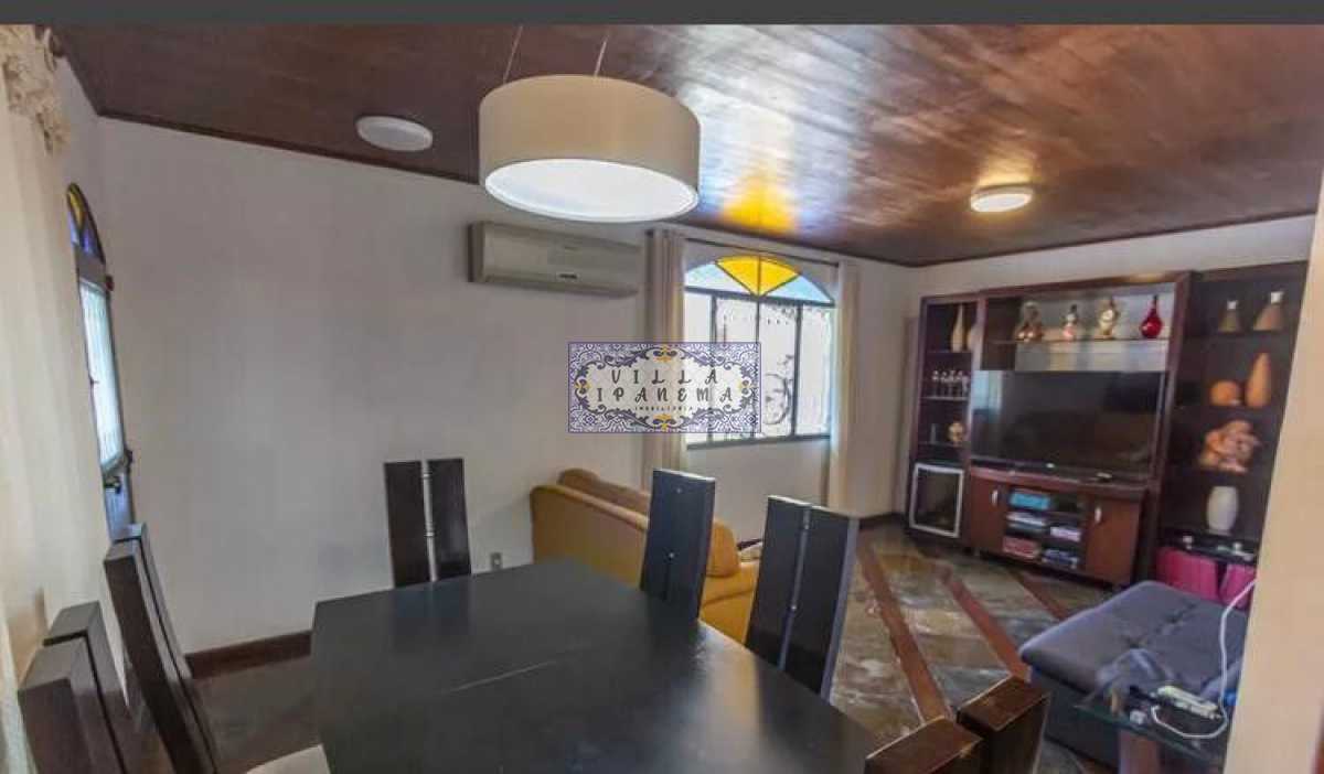 Casa à venda com 3 quartos, 189m² - Foto 3