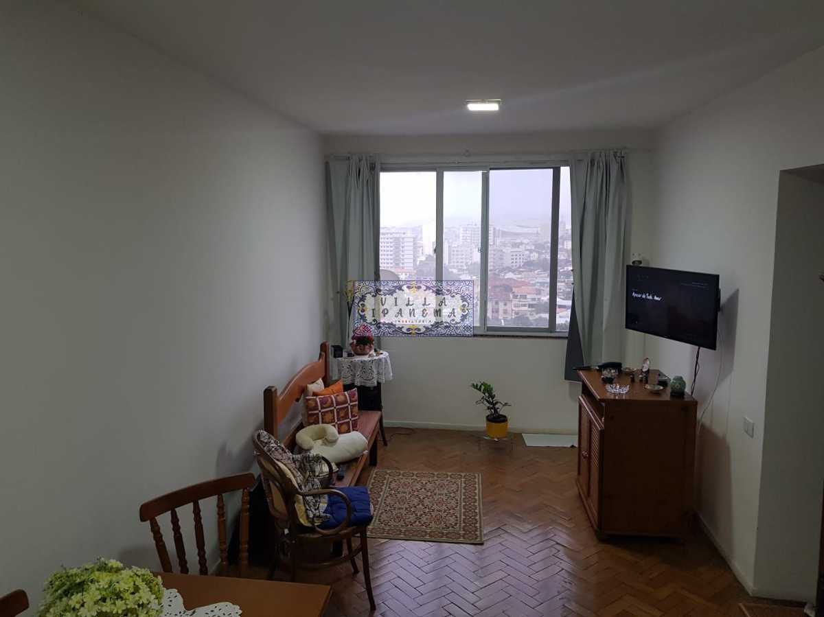 Apartamento à venda com 2 quartos, 67m² - Foto 2