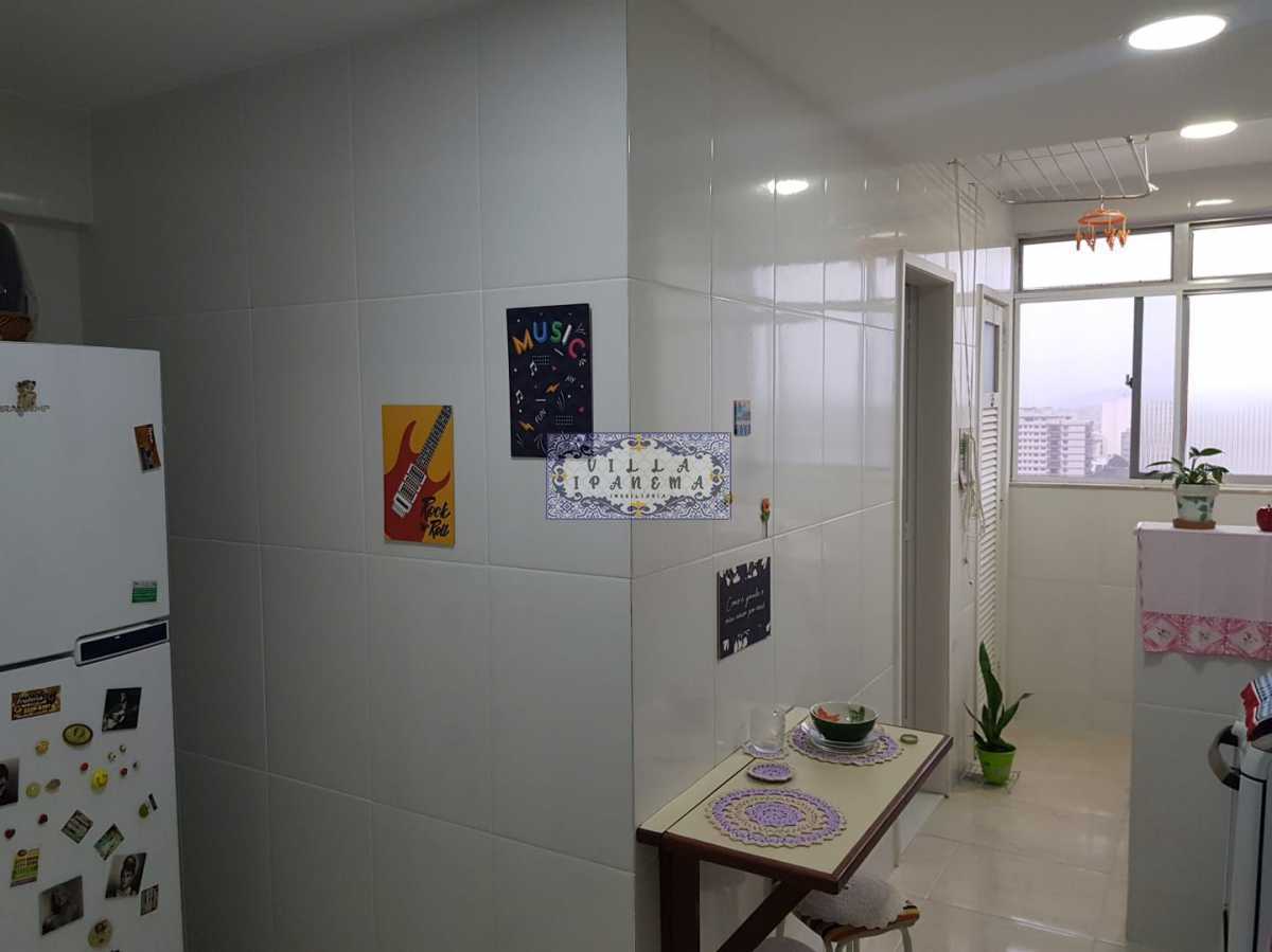 Apartamento à venda com 2 quartos, 67m² - Foto 4