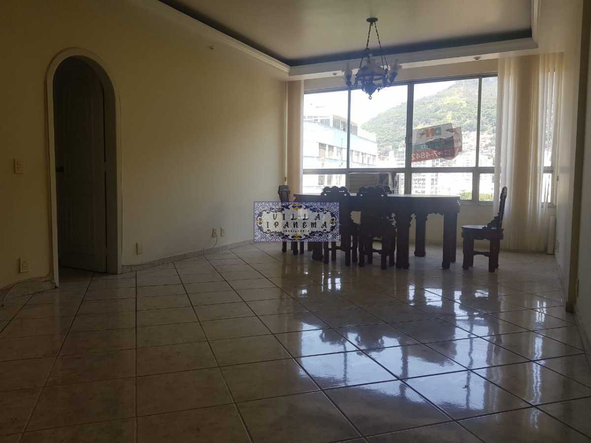 Apartamento à venda com 4 quartos, 140m² - Foto 1