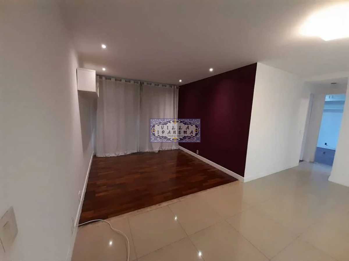 Apartamento à venda com 2 quartos, 80m² - Foto 3