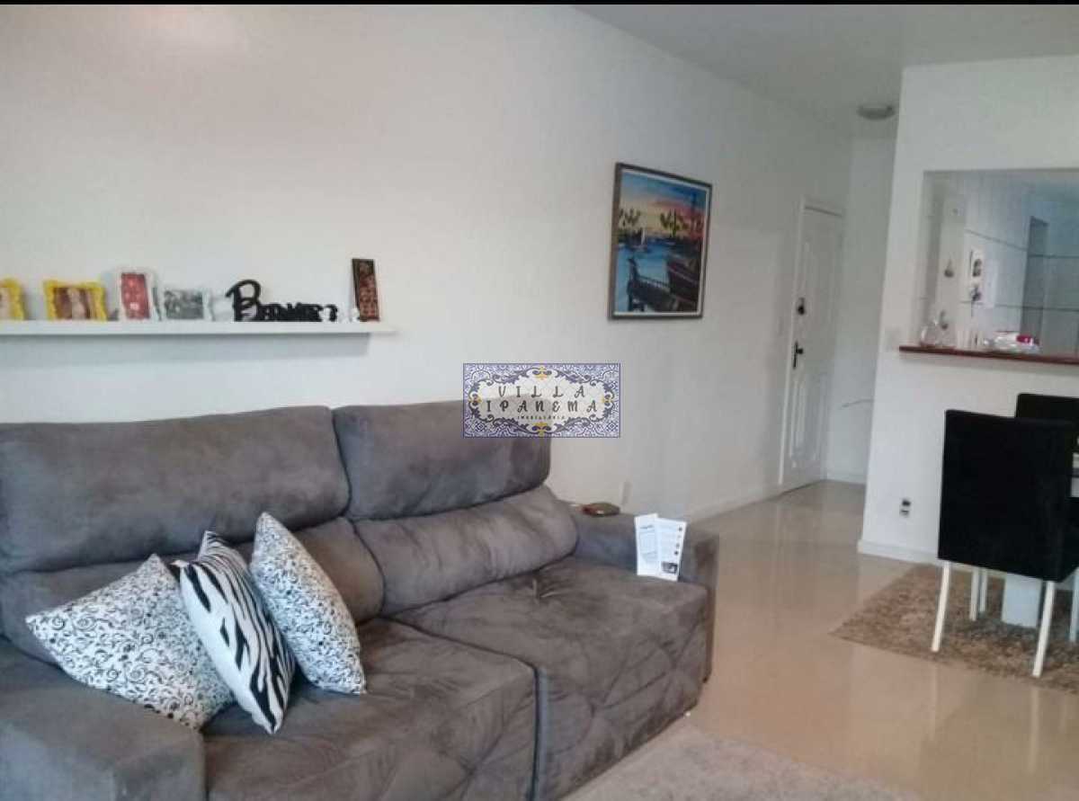 Apartamento à venda com 2 quartos, 70m² - Foto 2