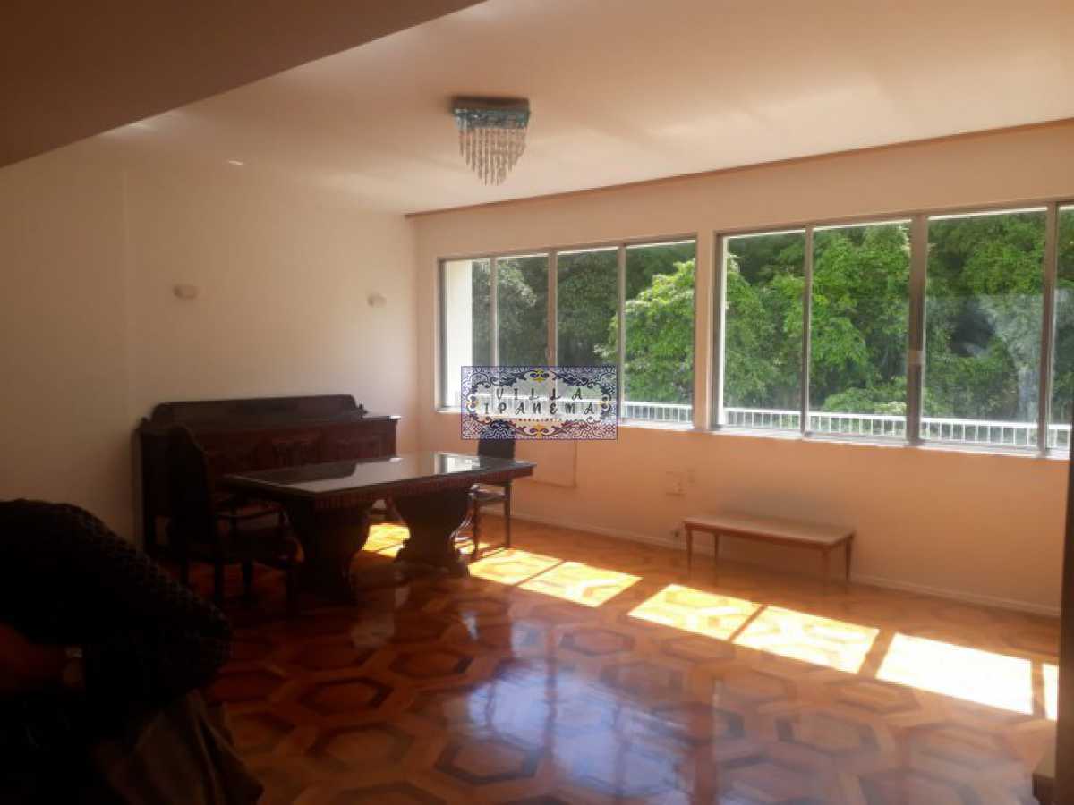 Apartamento para alugar com 3 quartos, 160m² - Foto 2