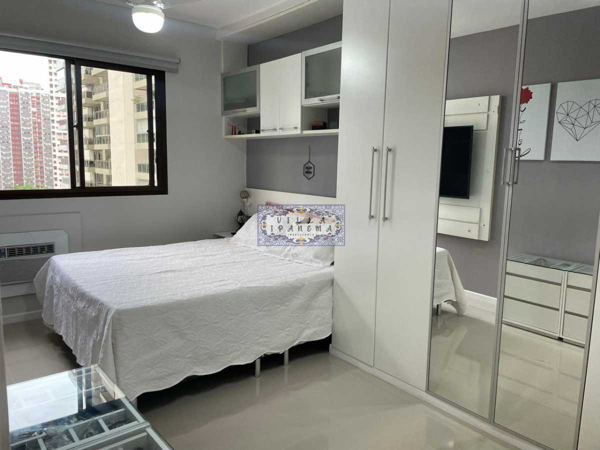 Apartamento à venda com 2 quartos, 64m² - Foto 1