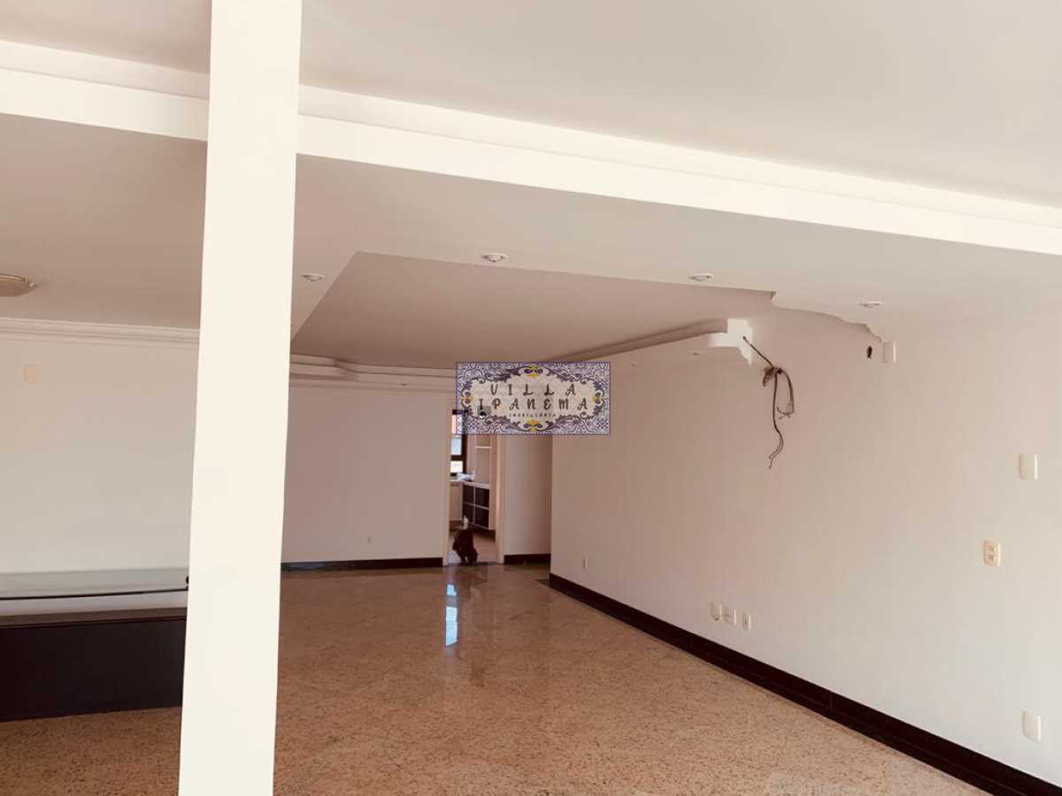 Cobertura à venda com 3 quartos, 300m² - Foto 4