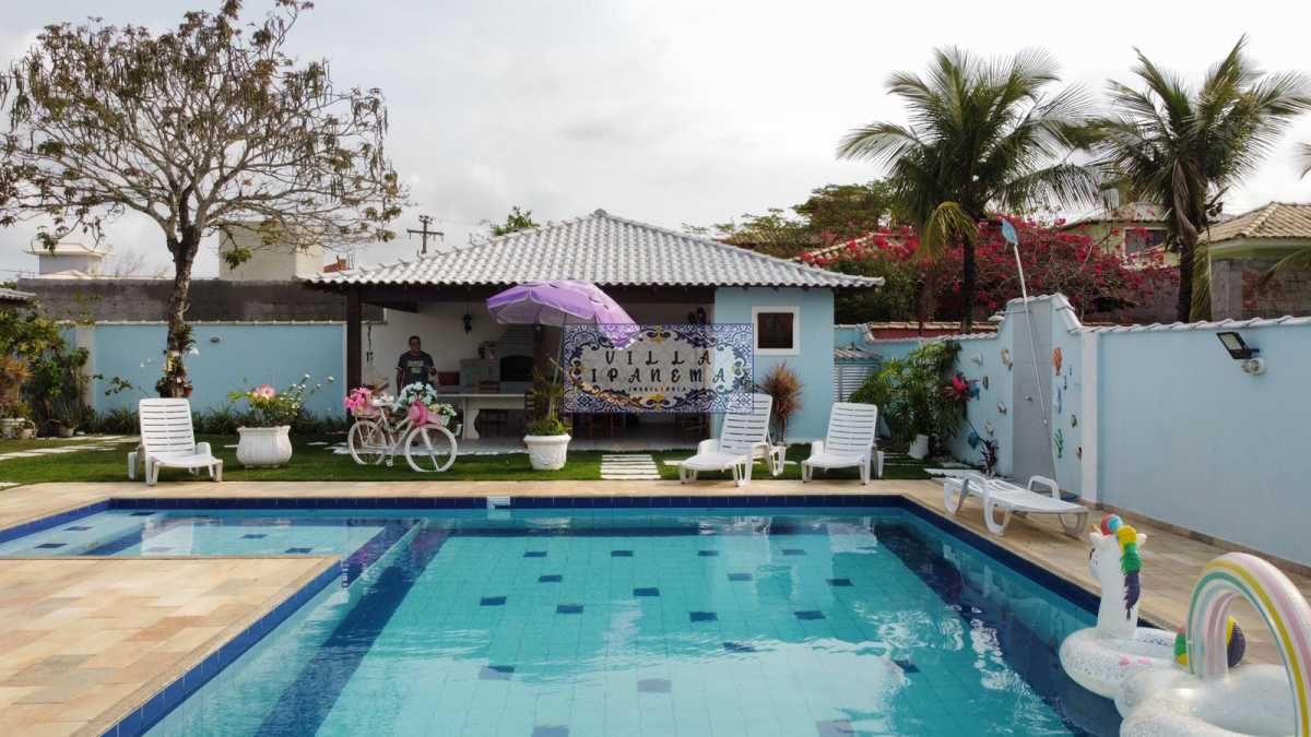 Casa de Condomínio à venda com 4 quartos, 337m² - Foto 1