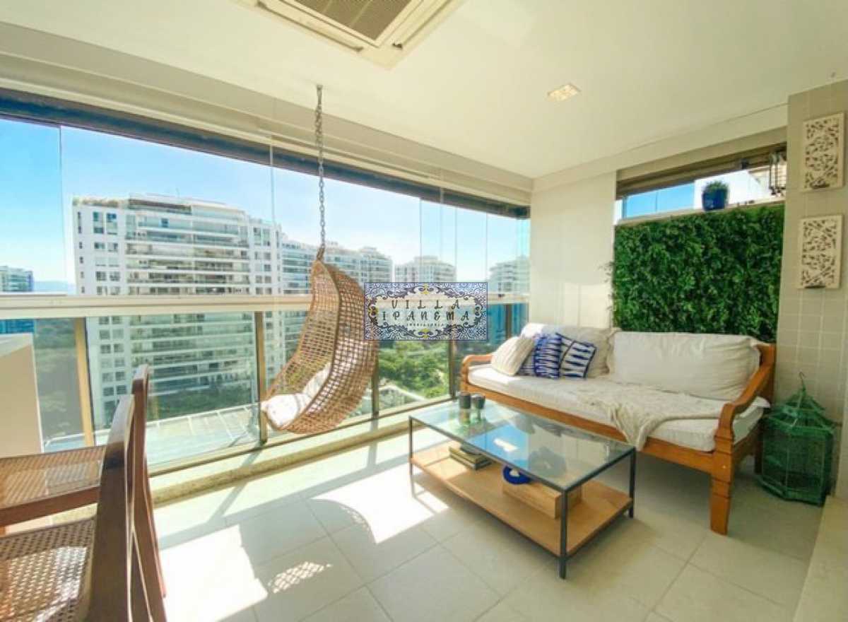 Apartamento à venda com 3 quartos, 140m² - Foto 1