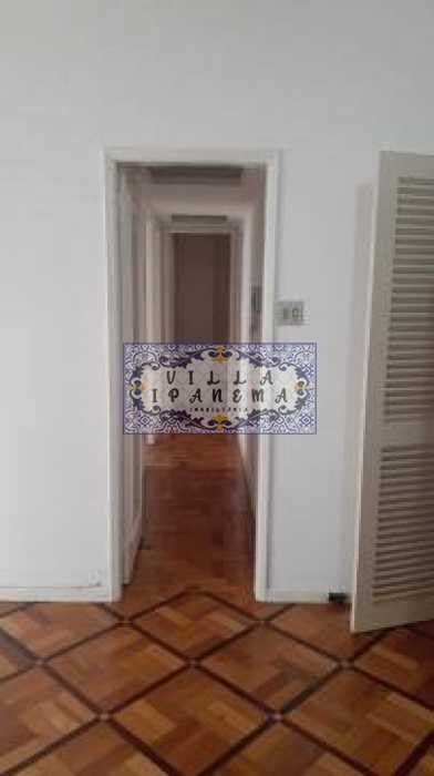 Apartamento à venda com 3 quartos, 136m² - Foto 2