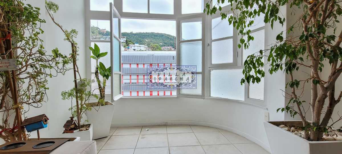 Apartamento à venda com 3 quartos, 120m² - Foto 3