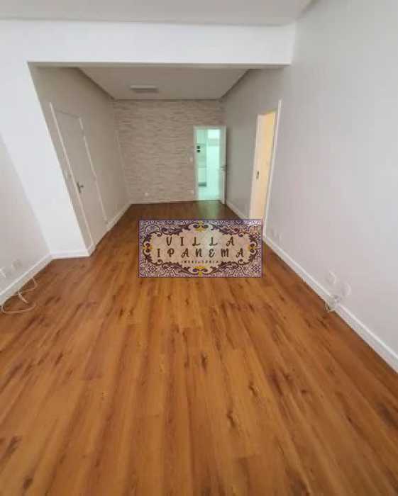 Apartamento à venda com 3 quartos, 94m² - Foto 1