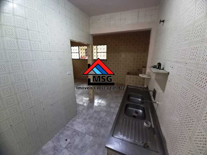 Casa à venda com 2 quartos, 100m² - Foto 18