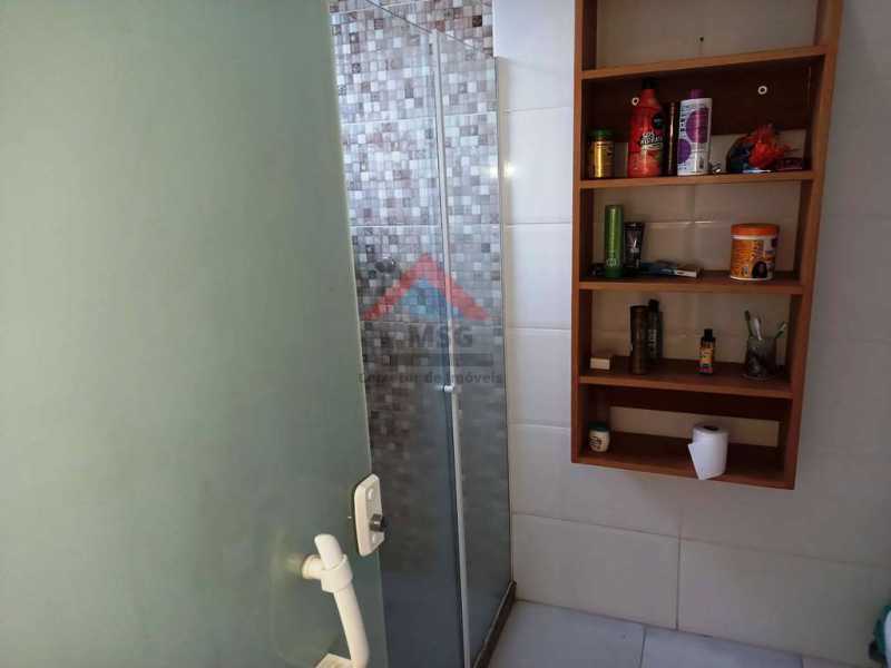 Casa à venda com 4 quartos, 198m² - Foto 13