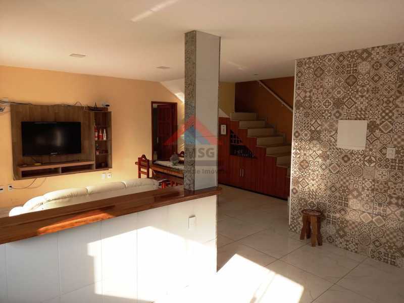 Casa à venda com 4 quartos, 198m² - Foto 18