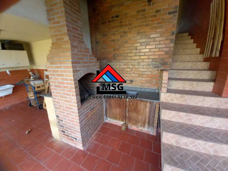 Casa à venda com 3 quartos, 190m² - Foto 28