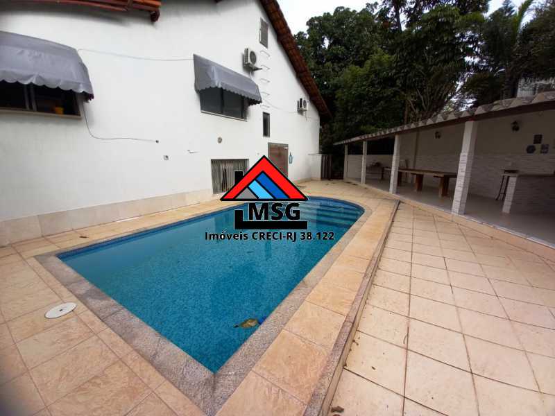 Casa de Condomínio à venda com 4 quartos, 315m² - Foto 22