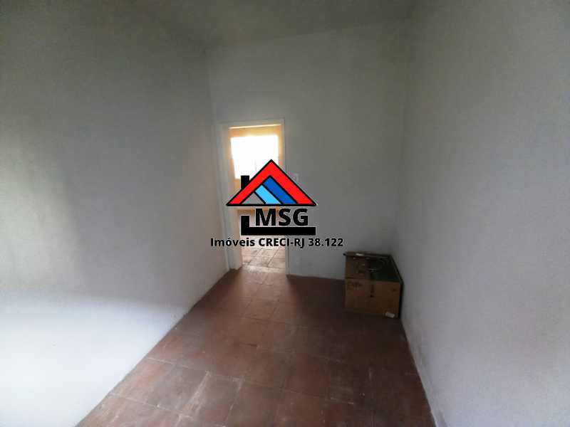 Casa à venda com 3 quartos, 90m² - Foto 14