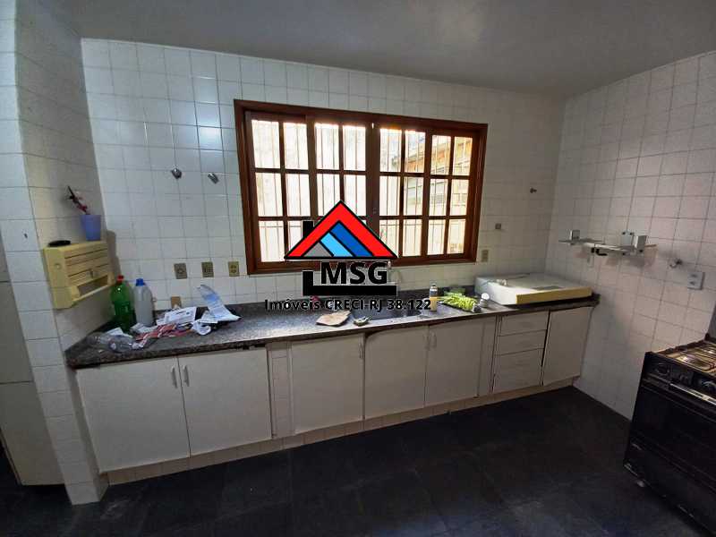 Casa à venda com 2 quartos, 118m² - Foto 10