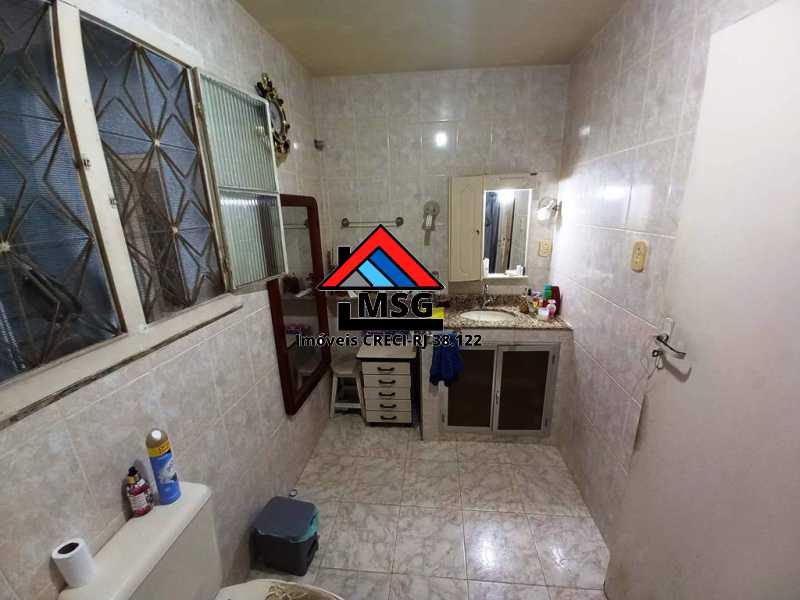 Casa à venda com 4 quartos, 194m² - Foto 9