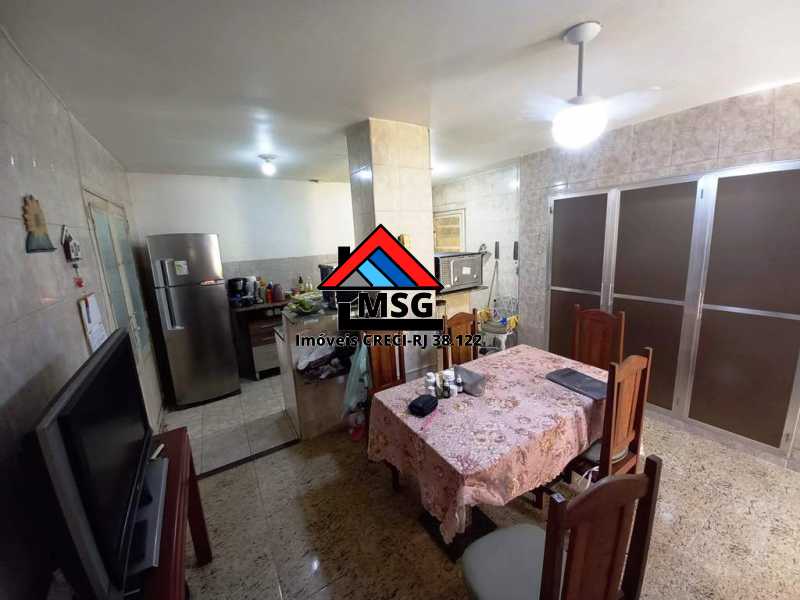 Casa à venda com 4 quartos, 194m² - Foto 22