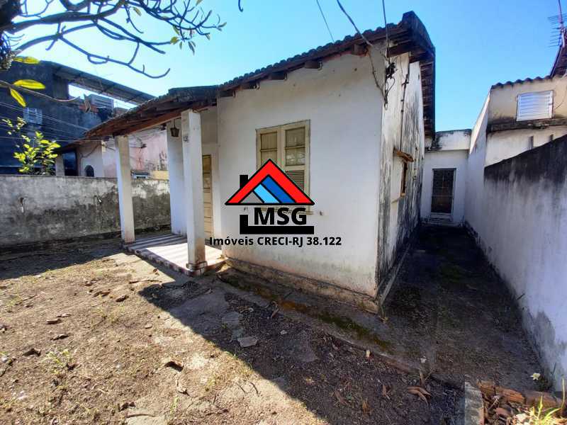 Casa à venda com 2 quartos, 80m² - Foto 3