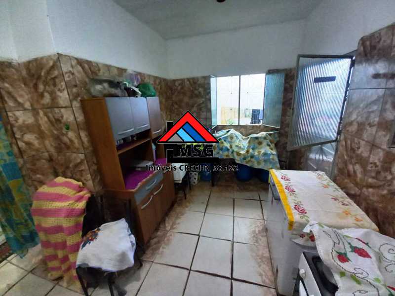 Casa à venda com 3 quartos, 76m² - Foto 18