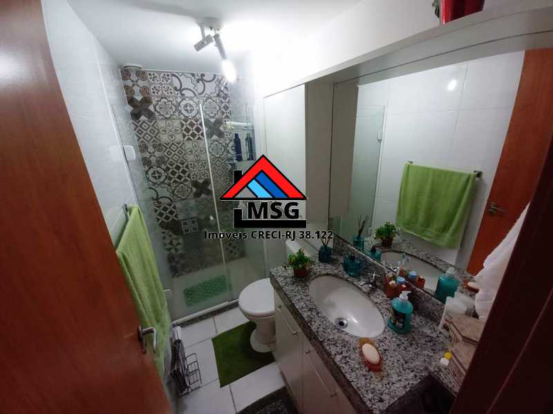 Apartamento à venda com 2 quartos, 60m² - Foto 11