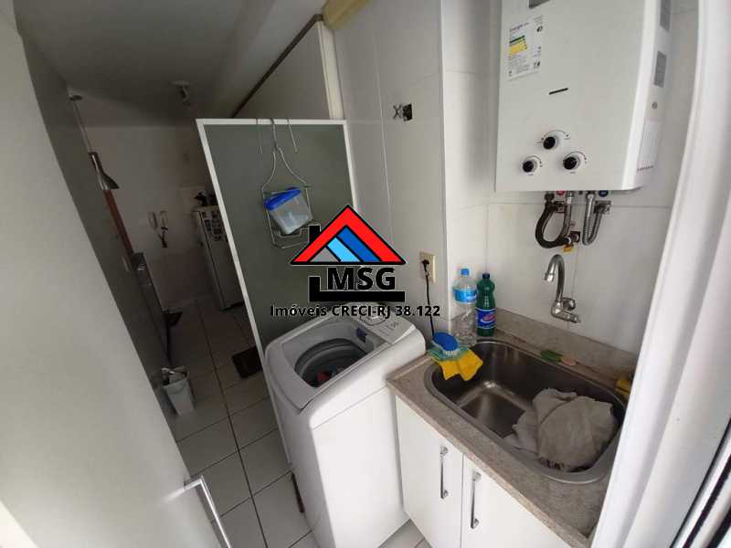 Apartamento à venda com 2 quartos, 60m² - Foto 18