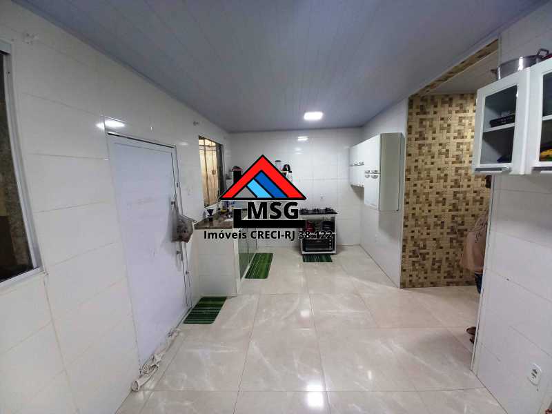 Casa à venda com 2 quartos, 134m² - Foto 7