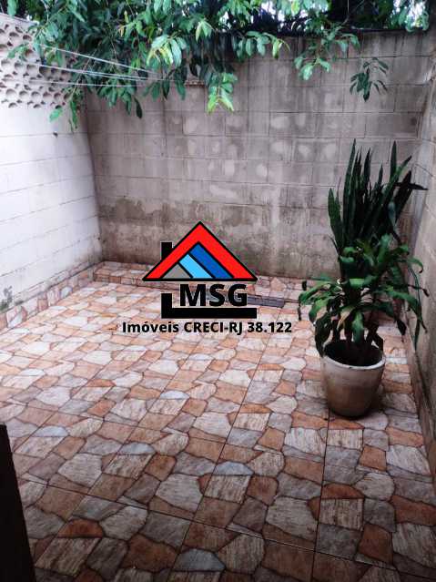 Casa de Condomínio à venda com 2 quartos, 55m² - Foto 4