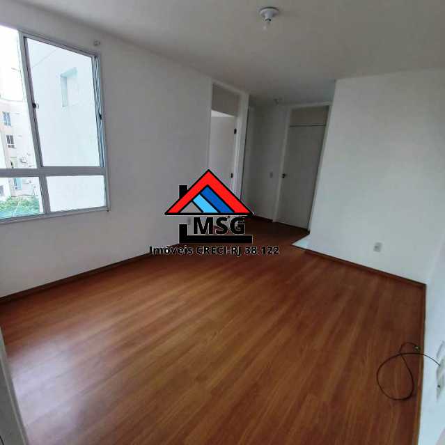 Apartamento à venda com 2 quartos, 45m² - Foto 2