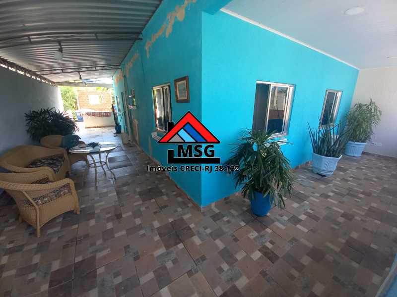 Casa à venda com 2 quartos, 97m² - Foto 1