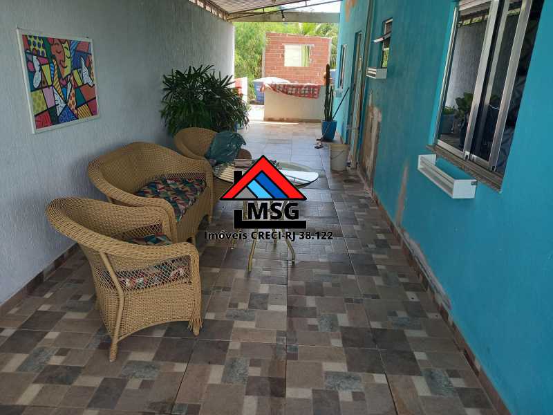 Casa à venda com 2 quartos, 97m² - Foto 2