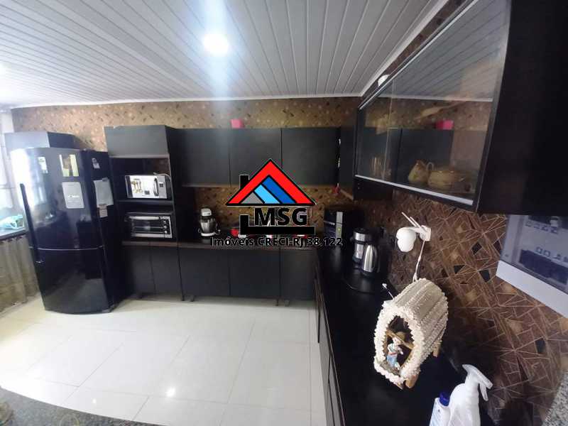 Casa à venda com 2 quartos, 97m² - Foto 8