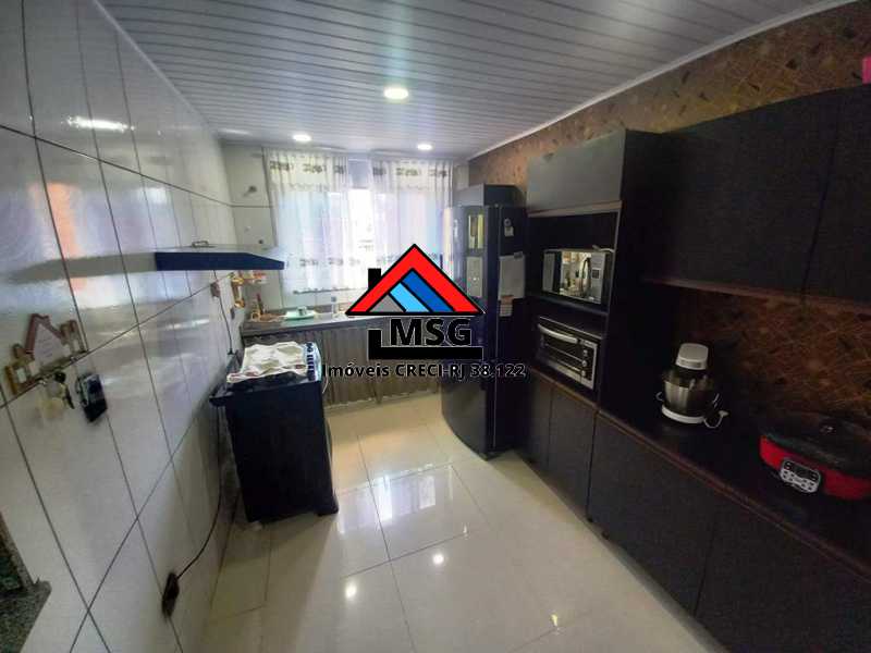 Casa à venda com 2 quartos, 97m² - Foto 9