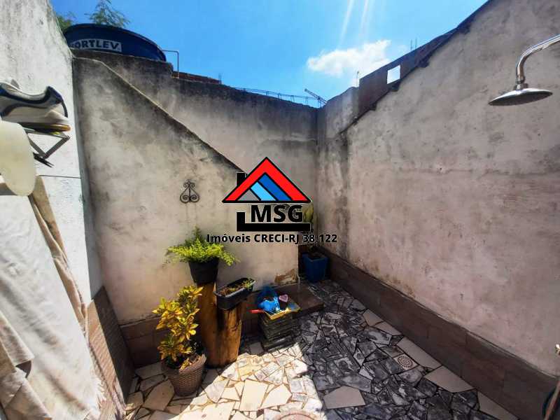 Casa à venda com 2 quartos, 97m² - Foto 24