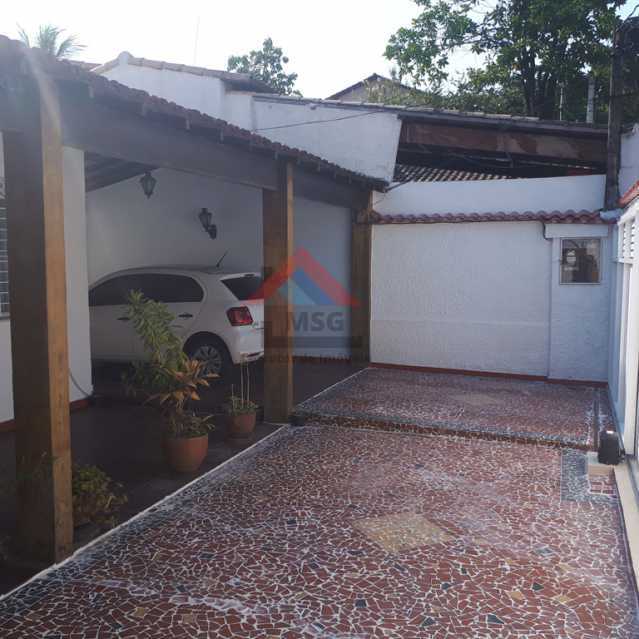 Casa à venda com 3 quartos, 173m² - Foto 2