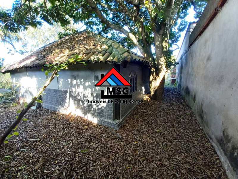 Casa à venda com 2 quartos, 96m² - Foto 4