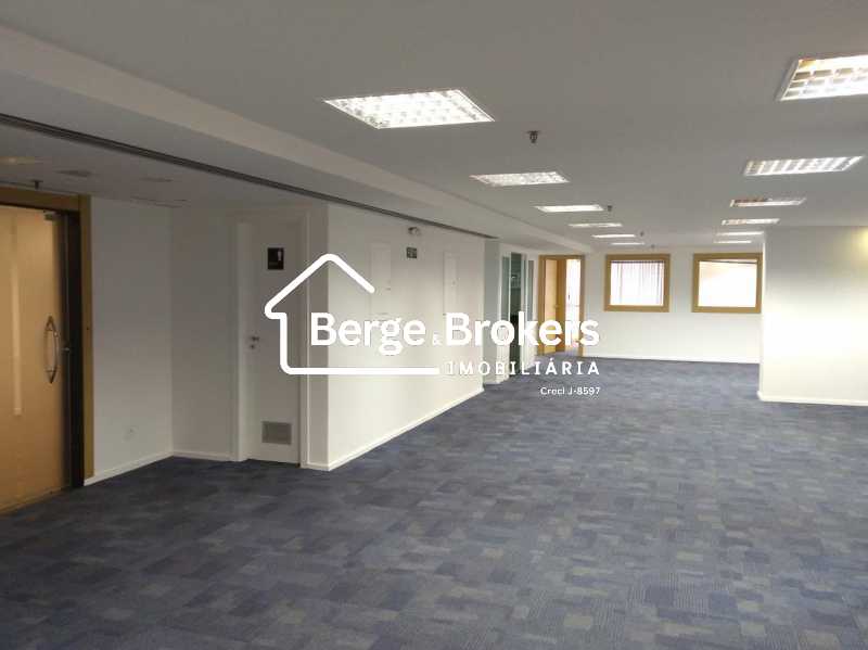 Sala-Conjunto, 242 m² - Foto 13