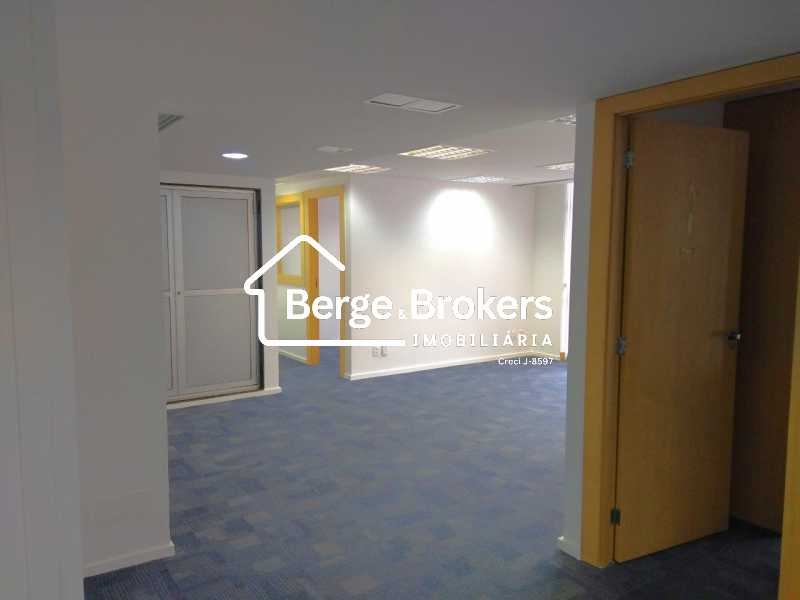 Sala-Conjunto, 242 m² - Foto 17