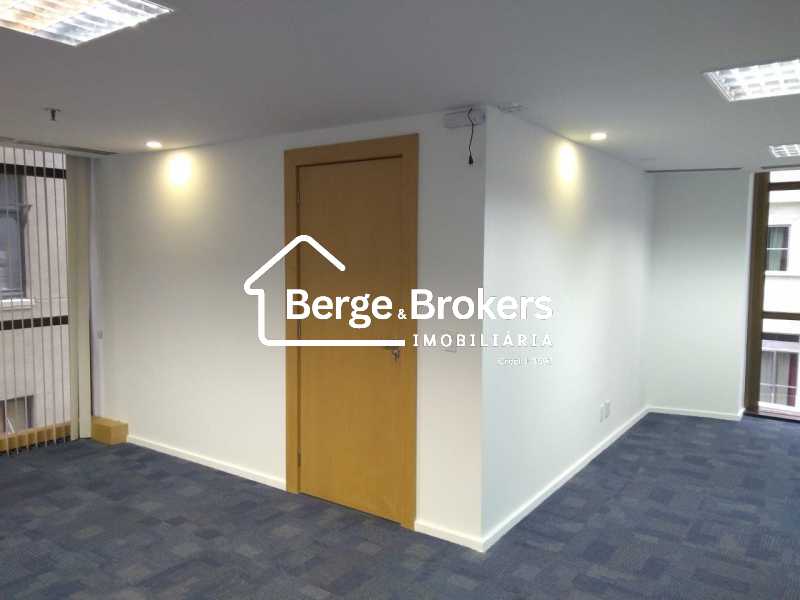 Sala-Conjunto, 242 m² - Foto 23