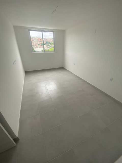 Apartamento à venda com 3 quartos, 75m² - Foto 4