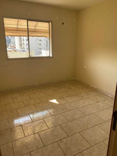 Apartamento à venda com 3 quartos - Foto 4