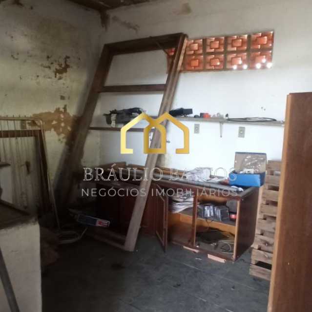 Casa à venda com 3 quartos, 600m² - Foto 6