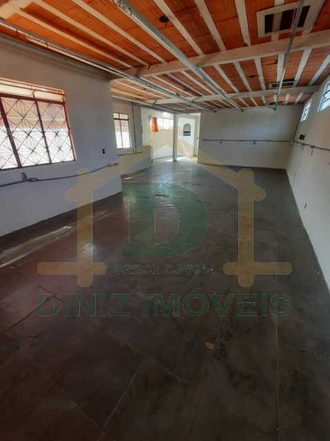 Casa à venda com 2 quartos, 280m² - Foto 17